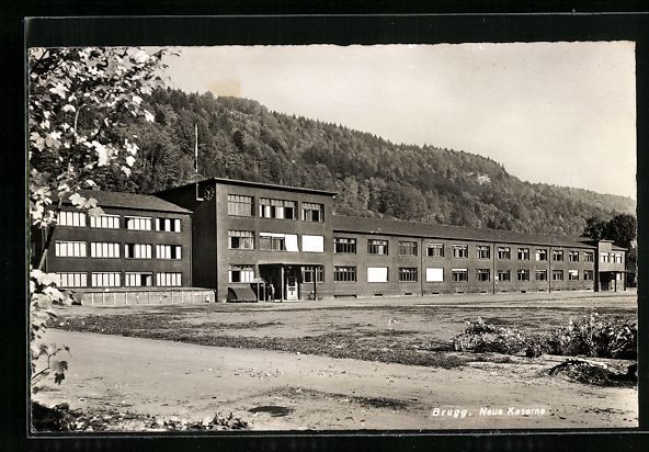 Cartoline postali: AK Brugg, Neue Kaserne mit Vorplatz – Usato da Berlin venduto da bartko-reher