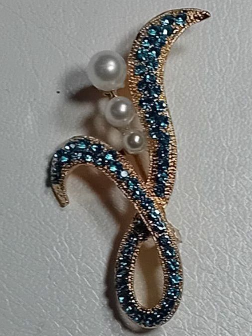Broschen & Nadeln: modeschmuck brosche,,mit kristall – Neu (gemäss Beschreibung) aus Basel von bij_5hqd