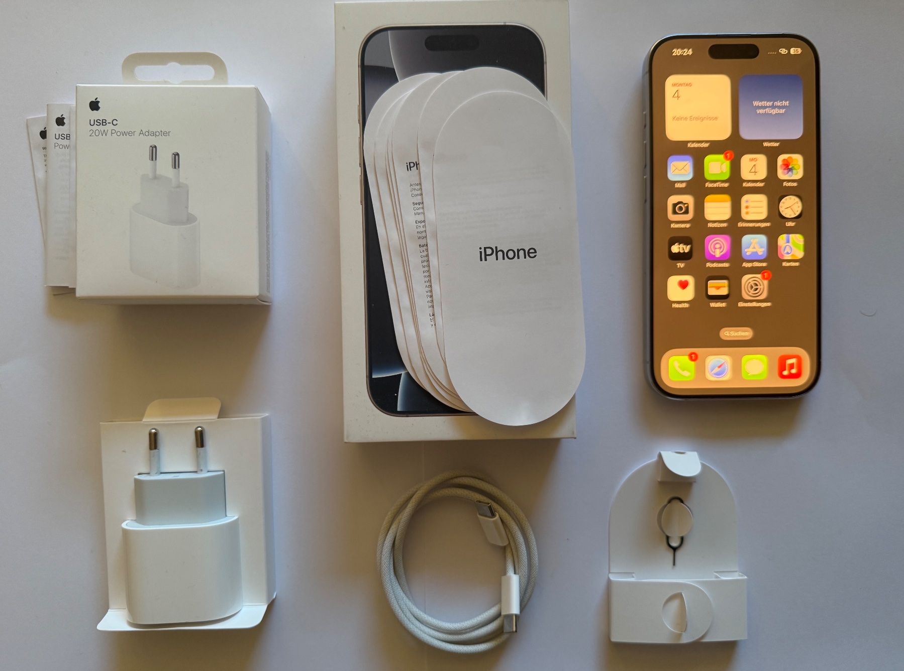 Apple Handys / Smartphones: Apple iPhone 16 Pro 128GB White Titan – Gebraucht aus Schmerikon von janicg88