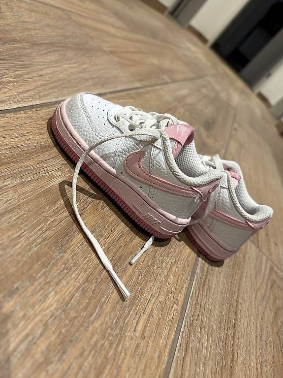 Schuhe für Mädchen: Nike Forse Mädchen Turnschuhe  – Gebraucht aus Hunzenschwil von del_hzv7 1