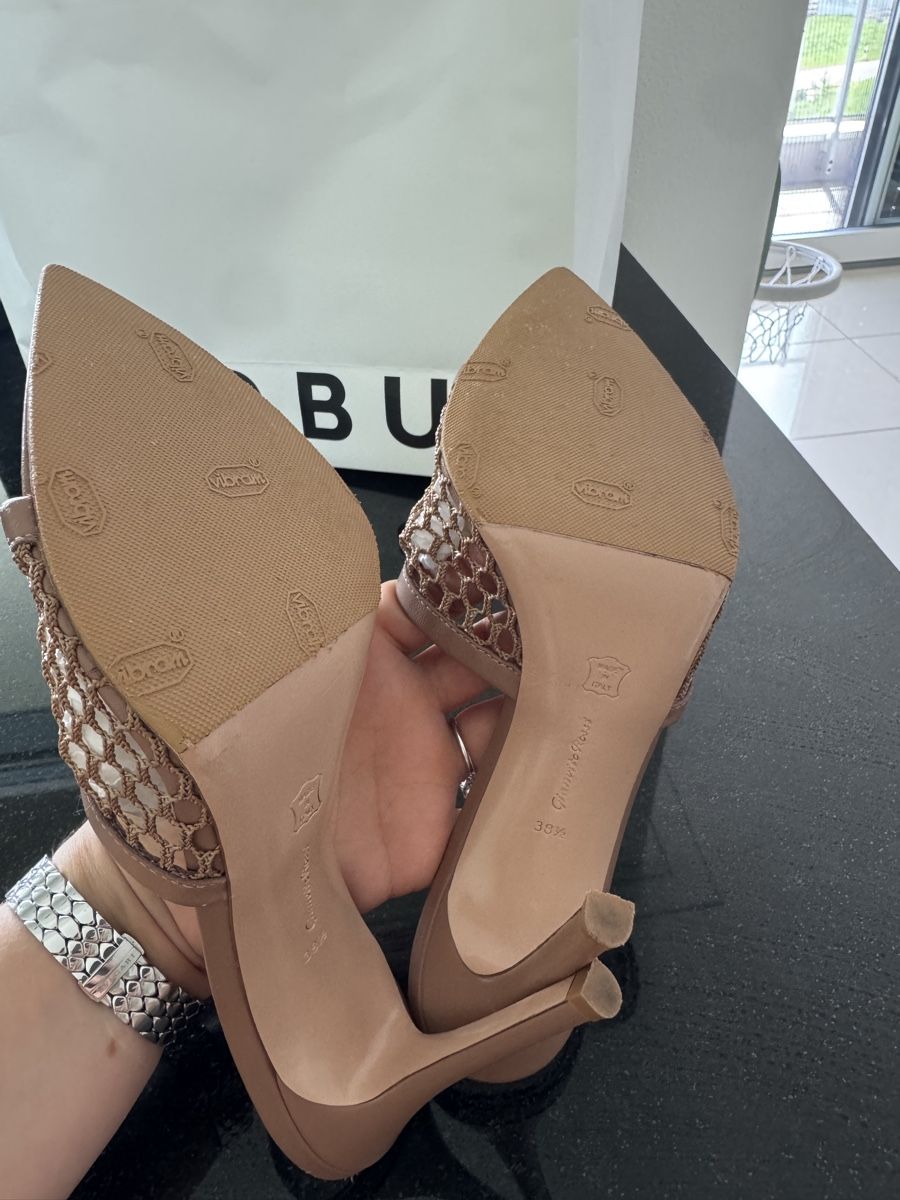 Gianvito Rossi Scarpe da donna: Gianvito Rossi Mules  Netz Leder beige Gr 38 – Usato da Altendorf venduto da Aleksandrasa 5