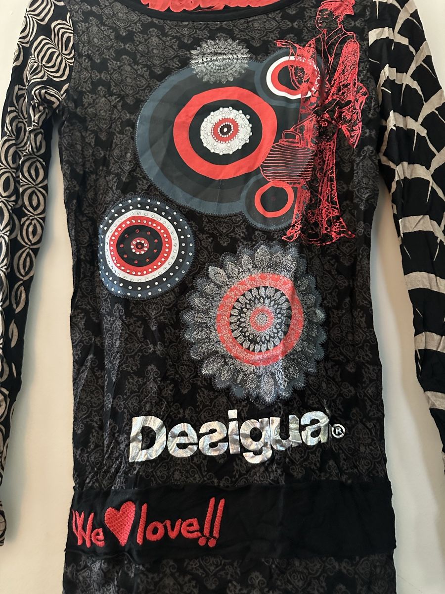 Desigual T-shirt: DESIGUAL Shirt Gr. M – Usato da Bern venduto da Maria003