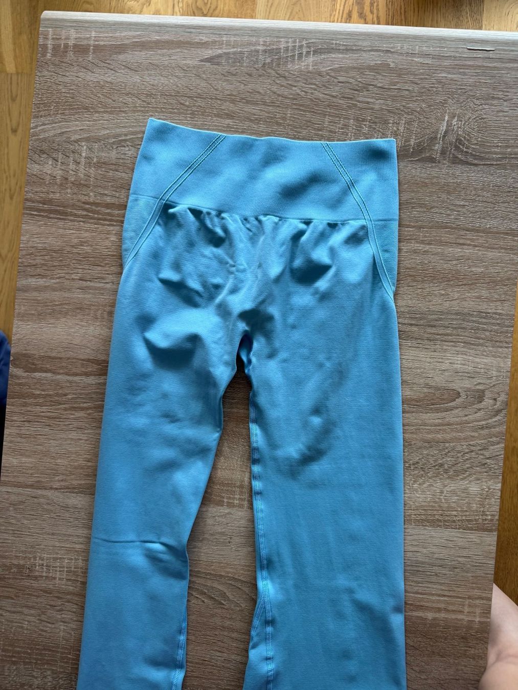 Leggings: Oner Active EFFORTLESSLIFT™ SEAMLESS FLARED BOTTOMS - S – Nuovo (secondo la descrizione) da Zürich venduto da SNovo 1