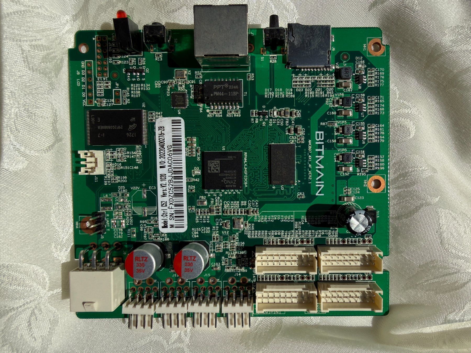 Bitmain Coin Miner: Bitmain CTRL C52 Antminer C52 Steuerplatine - NEU – Nuovo e nell'imballaggio originale da Vacallo venduto da cri_229f