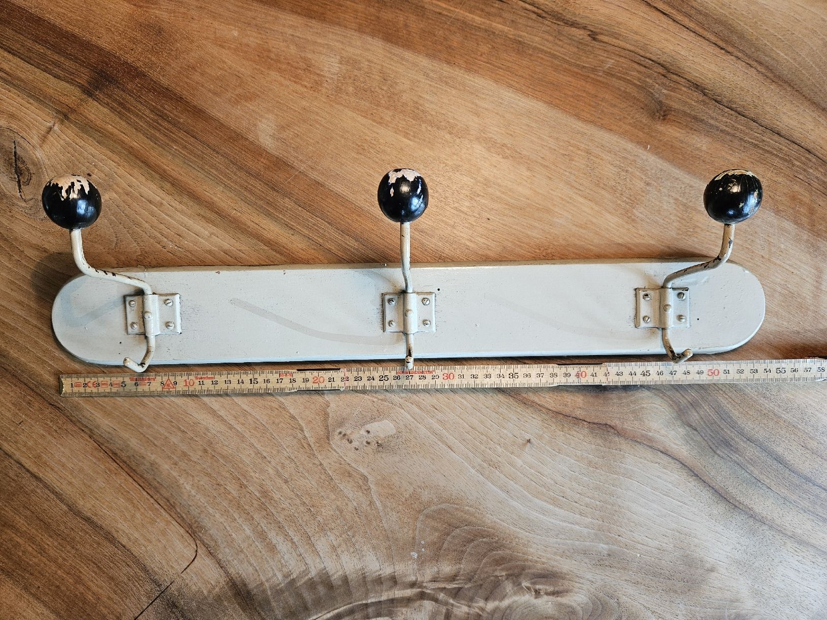 Guardaroba: Vintage antike Garderobe – Usato da Winterthur venduto da Dsc3 4