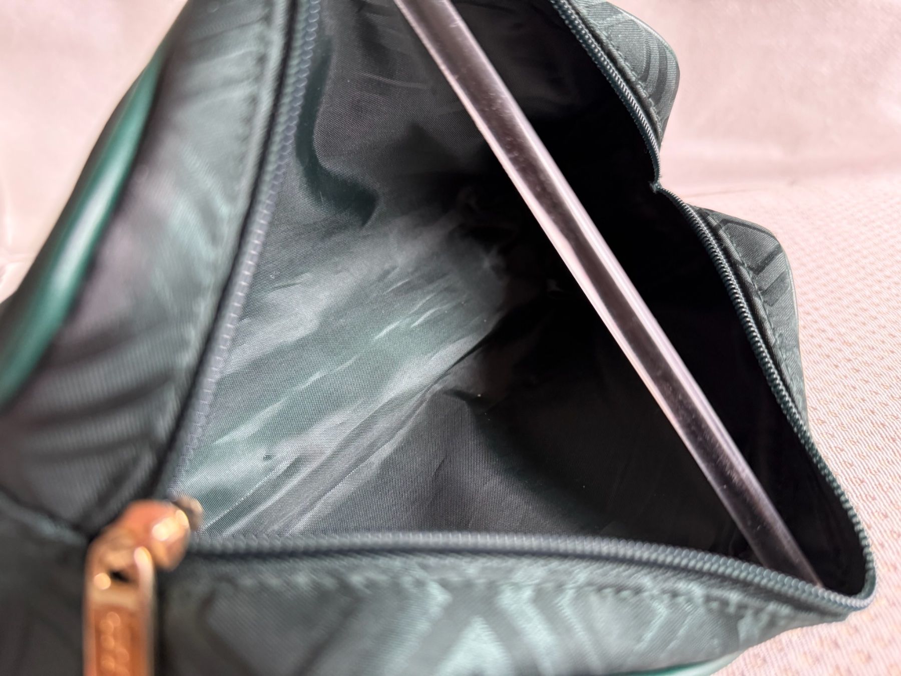 Estée Lauder Custodie per cosmetici: Estée Lauder - Trousse de maquillage – Usato da Sion venduto da accroshoes 3