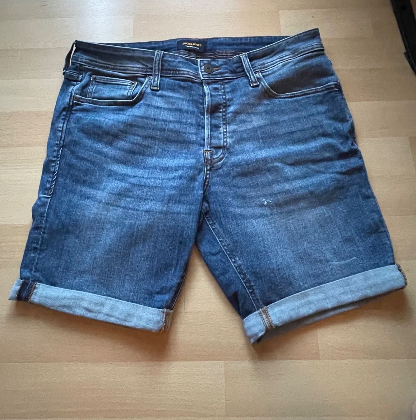 Jeans: Jeans Kurz 5 Stück – D'occasion à Wila par Lokelo 9