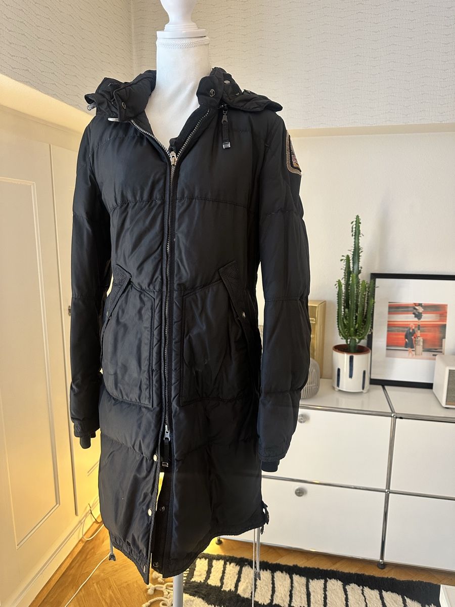 Parajumpers Cappotti: Parajumpers-Daunenmantel, Grösse S, schwarz – Usato da Zürich venduto da Mona-L 1