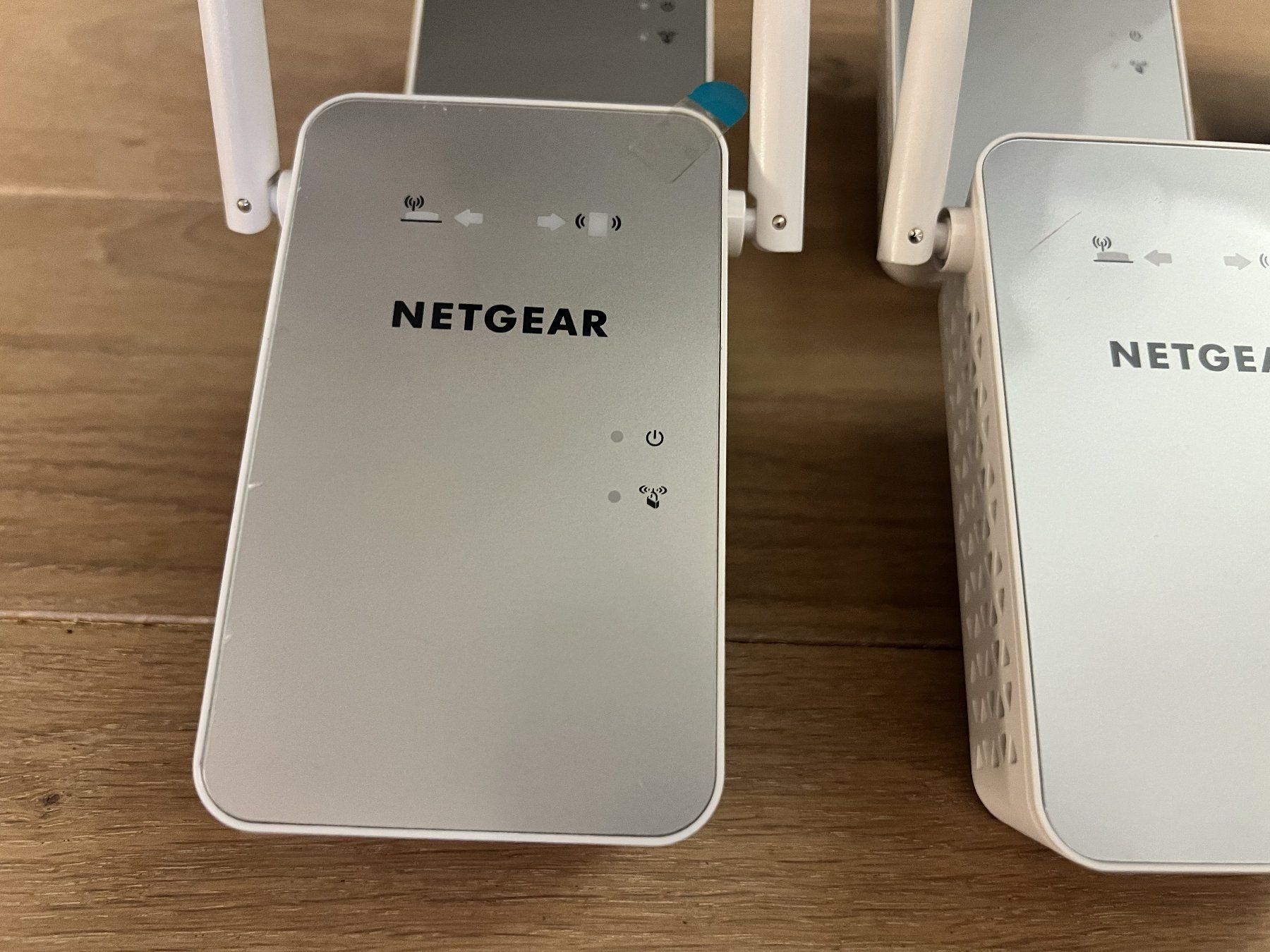 Wlan: -6- Wifi AP oder Extender Modell Netgear Ex6150-100 – Gebraucht aus Nürensdorf von Airbus340 5