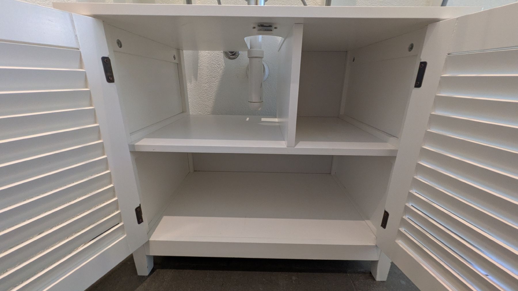 Mobili per bagno: Waschbeckenunterschrank – Usato da Hirzel venduto da Mr.Boots 2