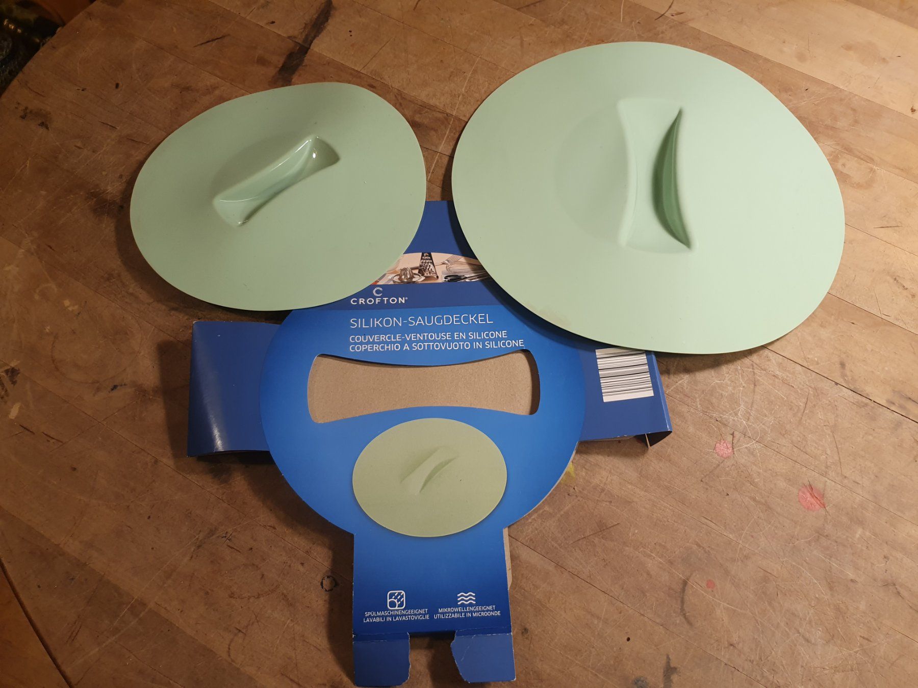 Ciotole: 2 Stk. Silikon Saugdeckel 30 cm und 22 cm Durchmesser – Usato da Zürich venduto da loosebone