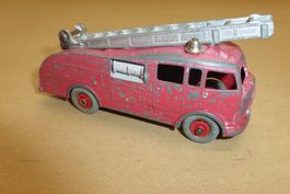 Feuerwehrauto Dinky Supertoys 955