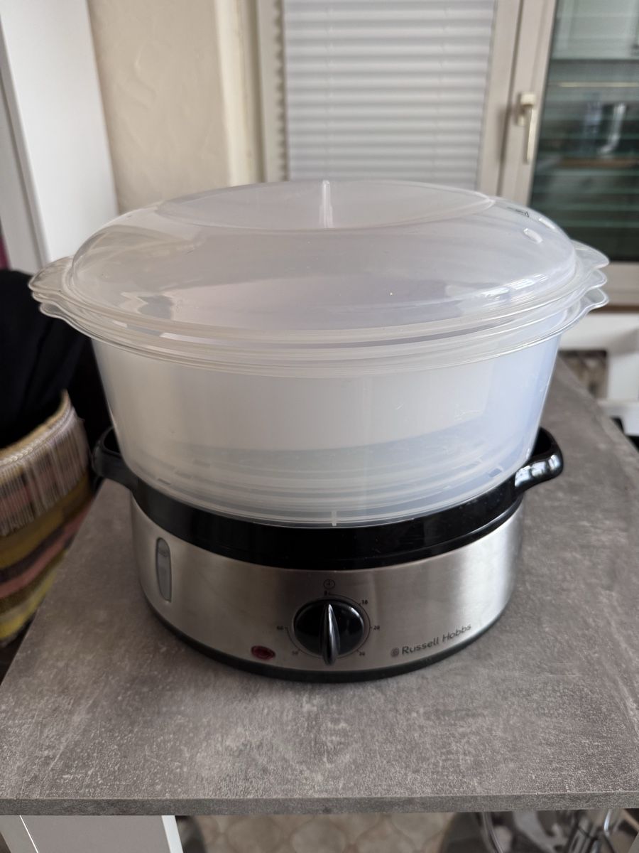 Russell Hobbs Appareils de cuisine: Russell Hobbs Dampfgarer – D'occasion à Münchenstein par mimi93