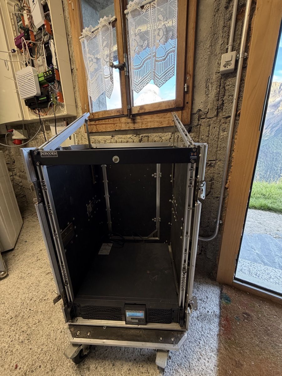 Sonstiges Zubehör: Flightcase HP 19 Zoll – Gebraucht aus Wiler Lötschen von PADDY-25 2