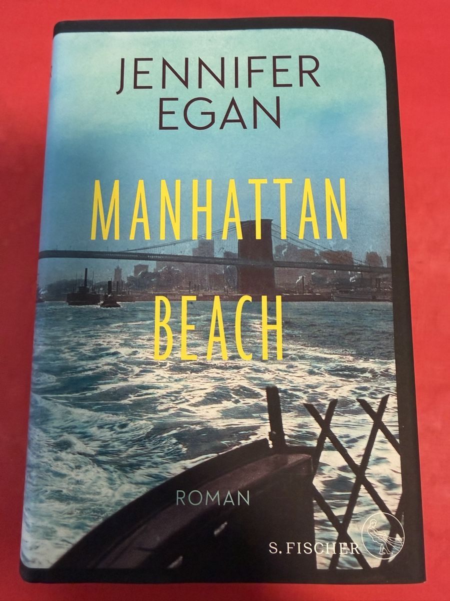Libri: Jennifer Egan Manhattan Beach Roman neuwertig – Nuovo (secondo la descrizione) da Wettingen venduto da sabzbi