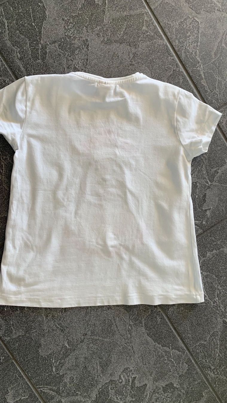Zara Camicette, T-shirt & Top: T-Shirt Mädchen weiss 128 – Usato da Biel-Benken BL venduto da BelginE 2