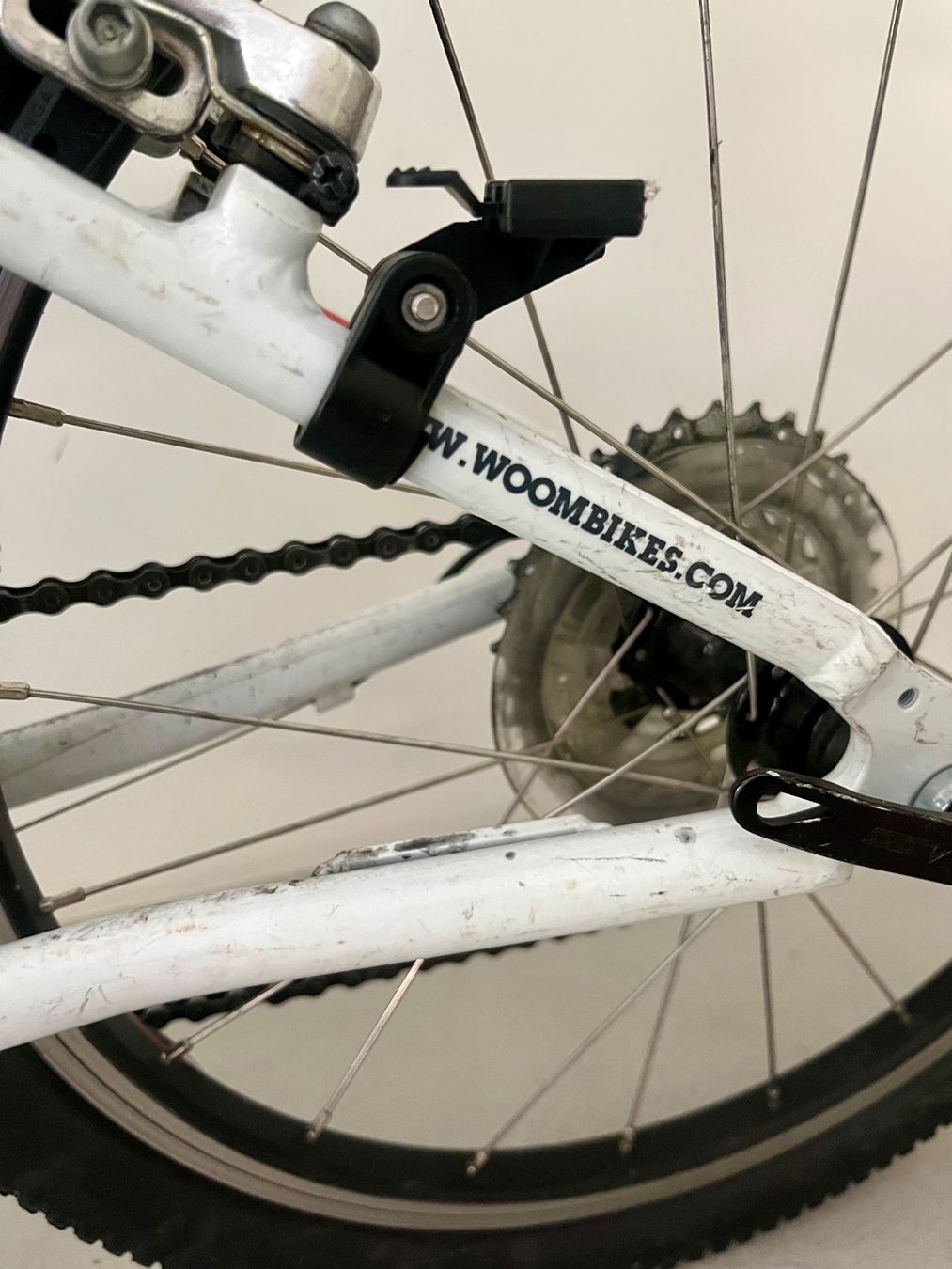 Woom Velos: Kindervelo woom 4 grün – Gebraucht aus Bern von Afrey 5