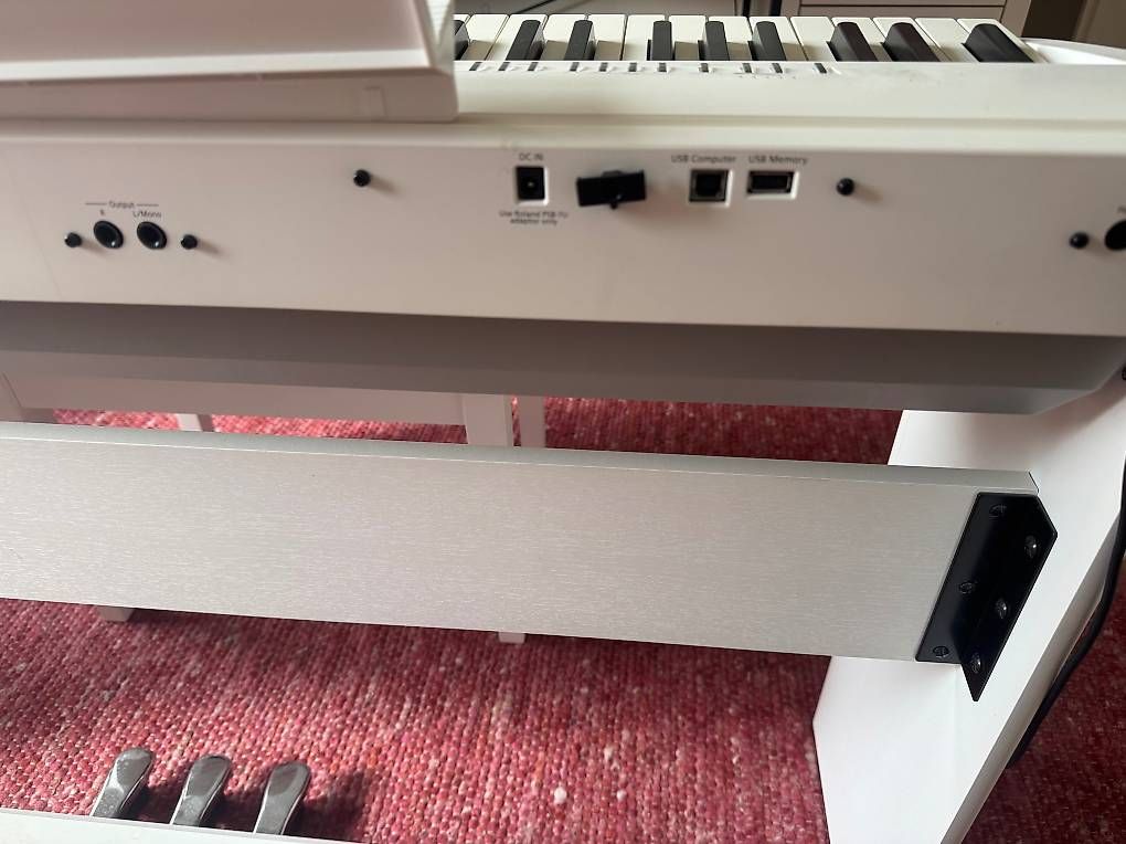 Strumenti musicali: Roland FP 30X E-Piano - Keyboard – Usato da Basel venduto da Ducati620 2