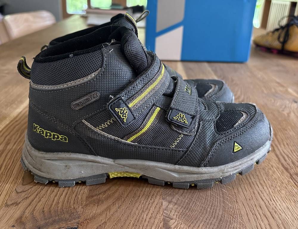 Scarpe per ragazzi: Outdoorschuhe Gr. 34 – Usato da Langnau im Emmental venduto da EvelineL