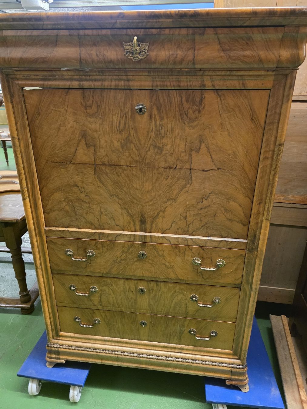Cassettiere: antik secretaire noyer – Usato da Mittelhäusern venduto da mis_6kgm