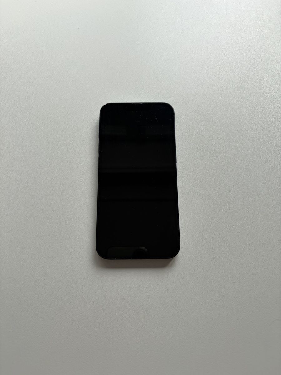 Apple Telefoni cellulari / Smartphones: iPhone 13 Midnight 256 GB – Usato da Basel venduto da max_nmh5 1
