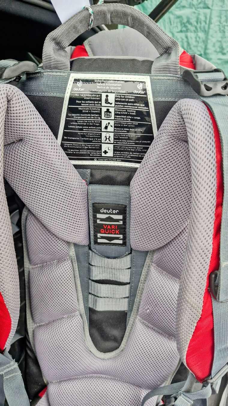 Deuter Marsupi portabebè: Deuter Kid Comfort II Kindertrage – Usato da Homberg b. Thun venduto da FerGu_35 3
