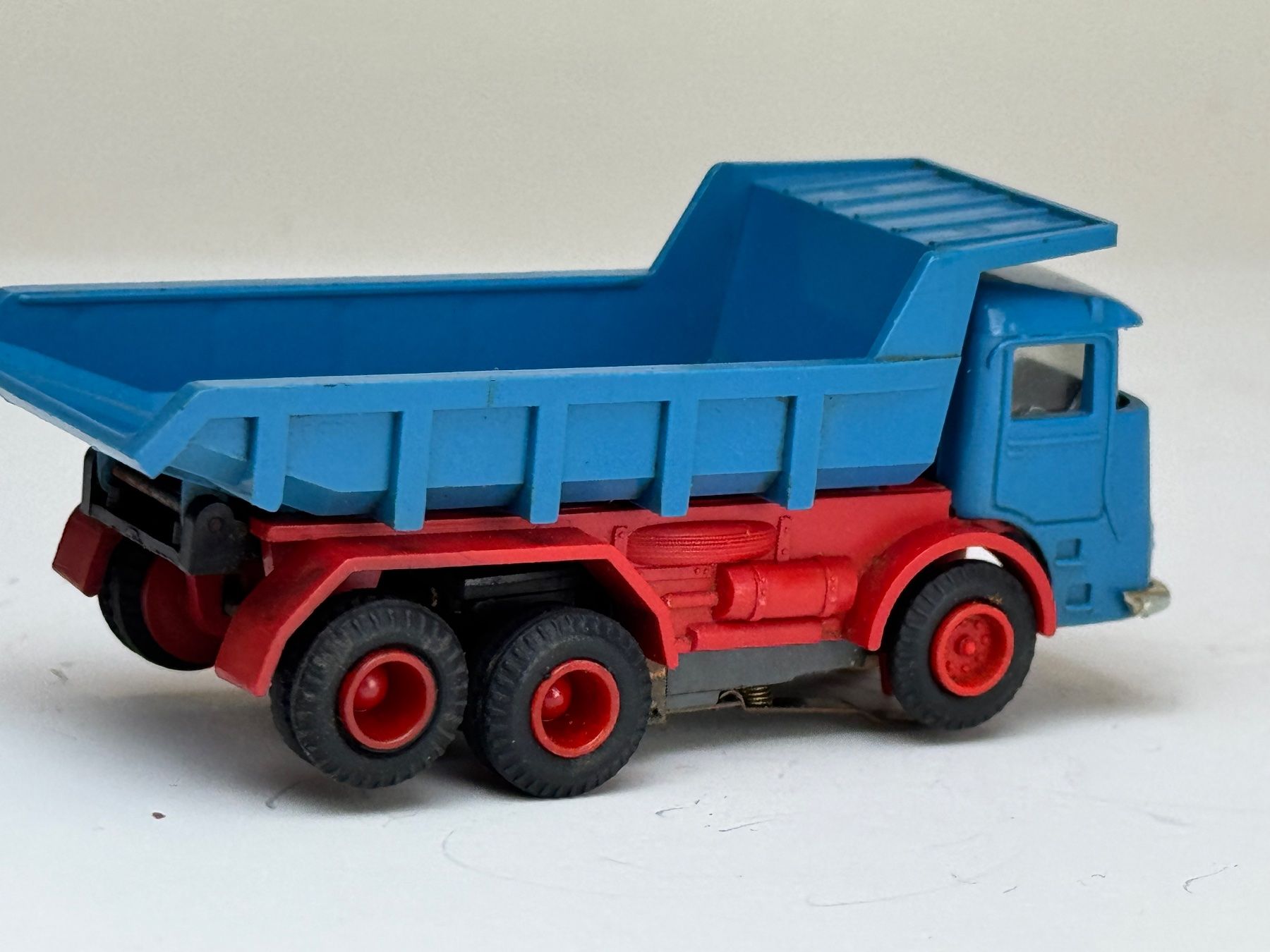 Faller Piste: GB5- Faller AMS Büssing Kipp LKW blau – Usato da Elm venduto da Wikmtz 1