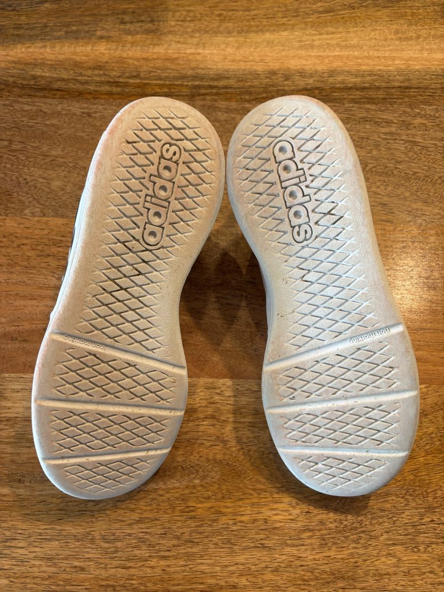 Adidas Scarpe per ragazzi: Adidas Sportschuhe Gr.38 2/3 – Usato da Oberdorf SO venduto da sa-na 2