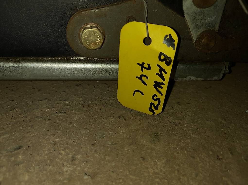 BMW Tutti pezzi di ricambio auto: Sitze BMW 5er E12 – Usato da Grafenried venduto da old_2d5k 3