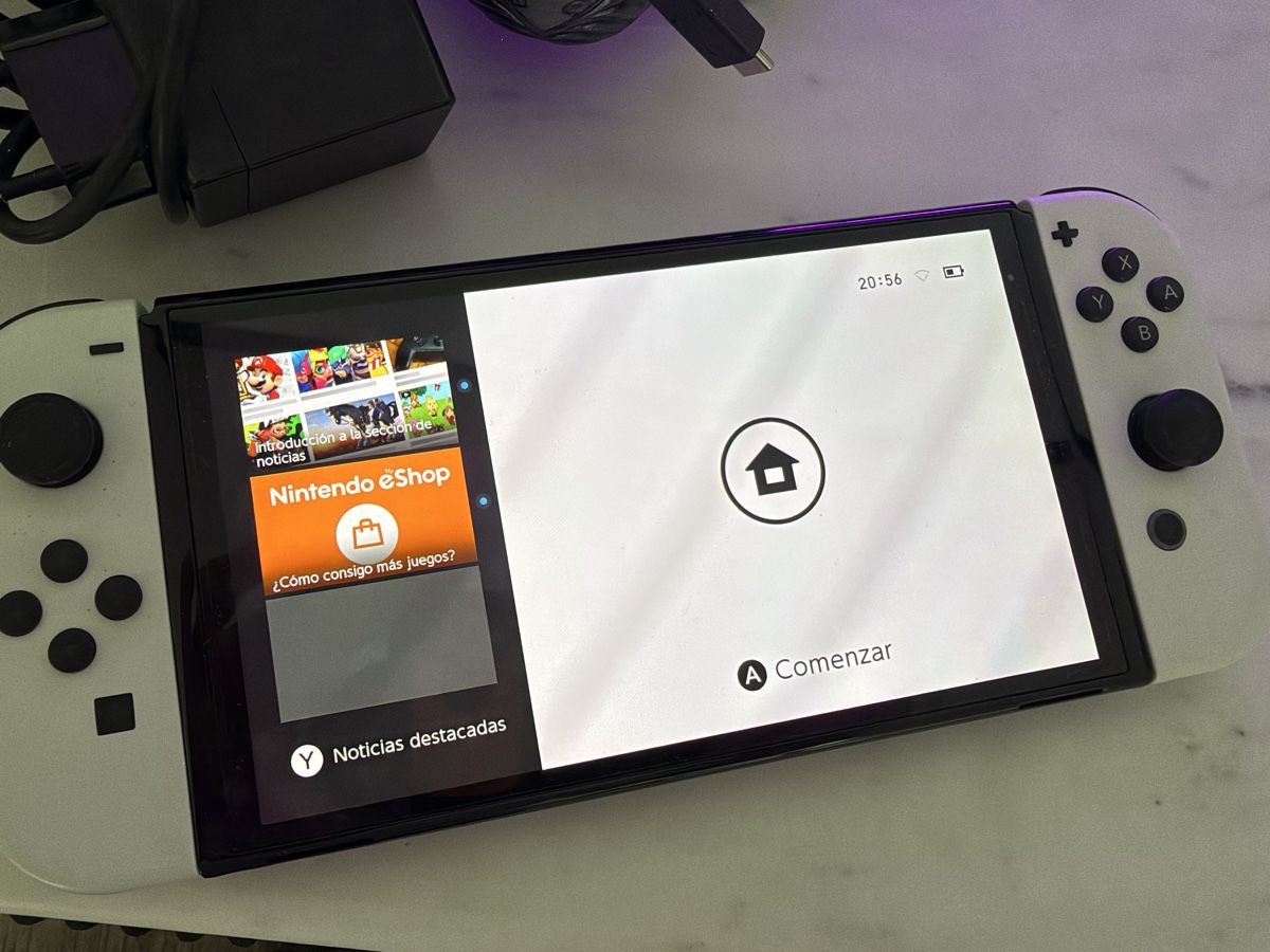 Nintendo Consoles: Nintendo Switch OLED – D'occasion à Thörishaus par TrendHub 1