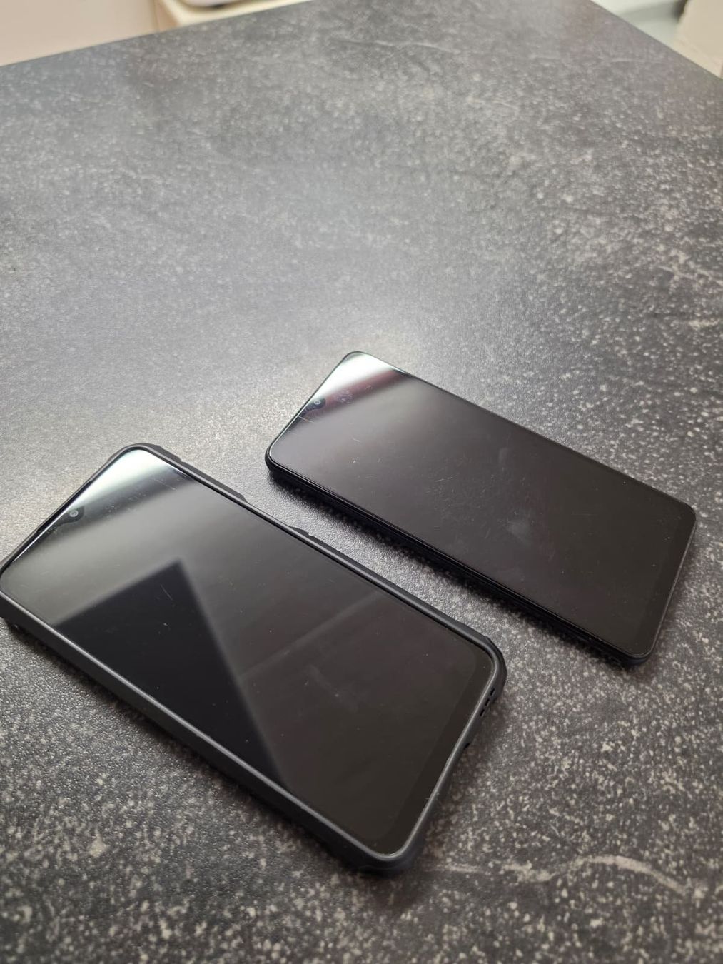 Samsung Telefoni cellulari / Smartphones: Samsung Galaxy A12 Set ab 1.- CHF – Usato da Bergdietikon venduto da Calonder_Parts_GmbH