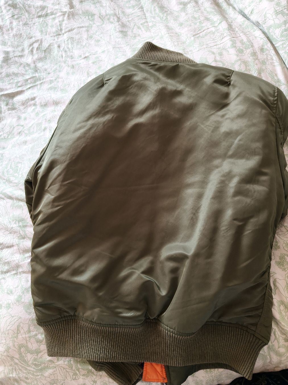 Alpha Industries Giacche: Bomberjacke Alpha Industries grün  – Usato da Turtmann venduto da white17 2