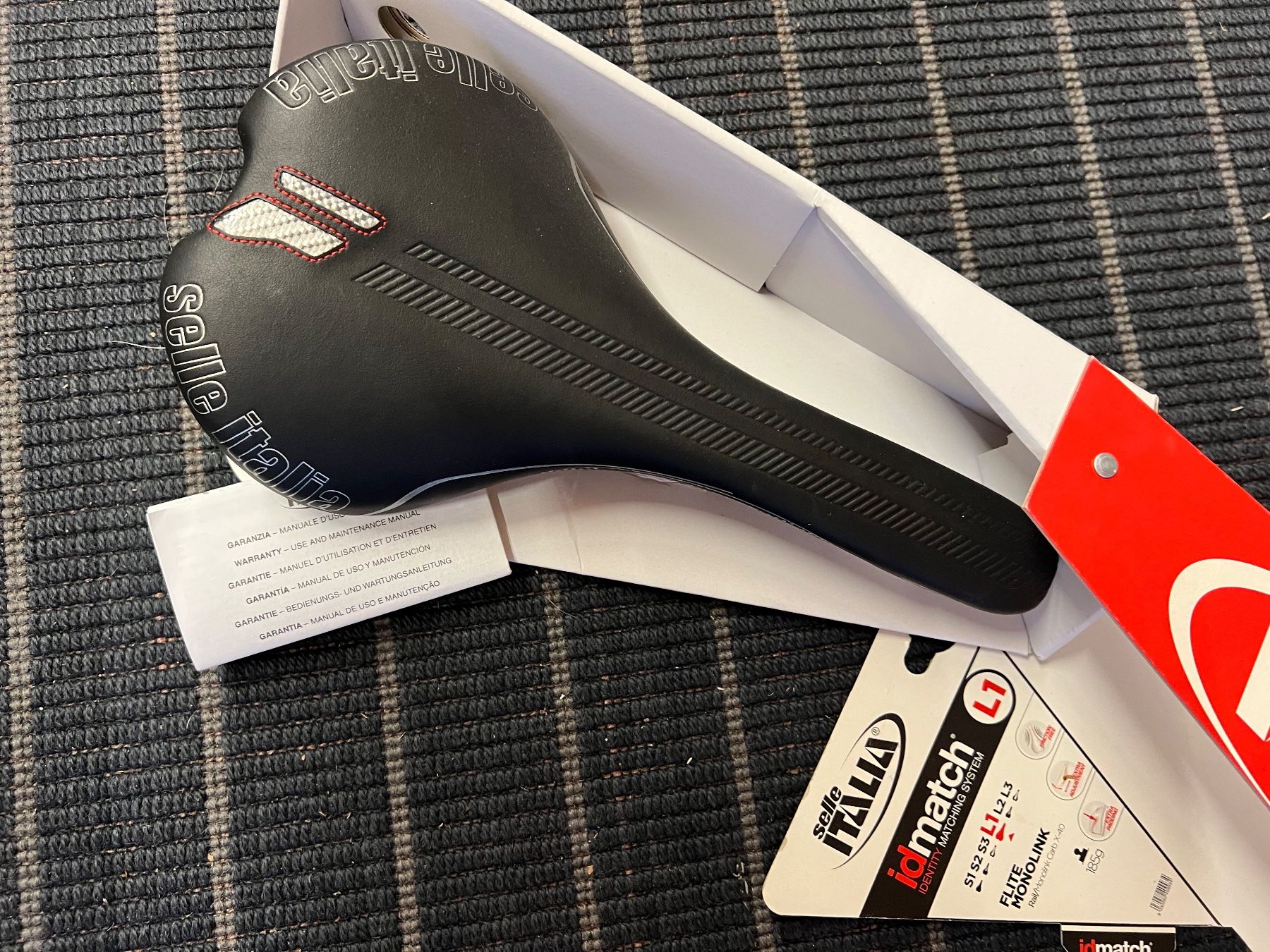 Selle Italia Ersatzteile: Sattel Selle Italia Flite Monolink – Neu und originalverpackt aus Eschen von Sele-Radsport 1