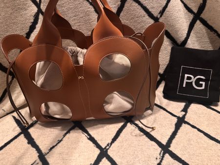 Handtasche Purificacion Garcia braun Leder neuwertig