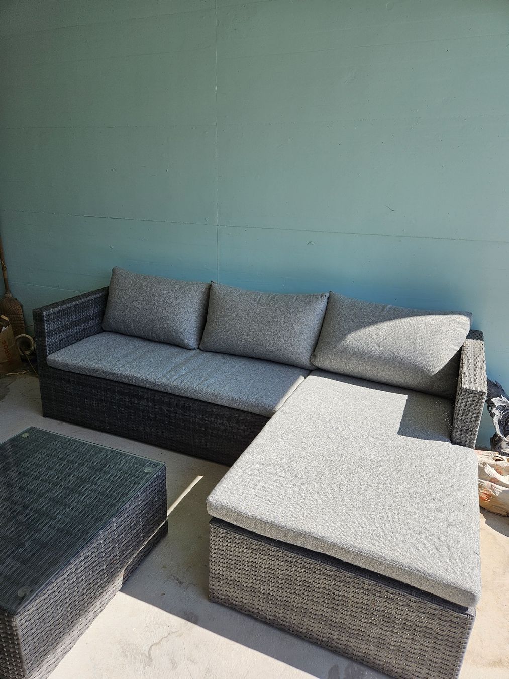 Sofas: Gartenlounge mit Tisch – D'occasion à Bern par Sabulise 1
