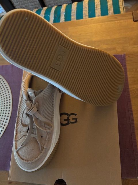 Ugg Scarpe da donna: UGG Mules EZ-Duzzit pointure 41 – Nuovo (secondo la descrizione) da Chippis venduto da Mecla 2