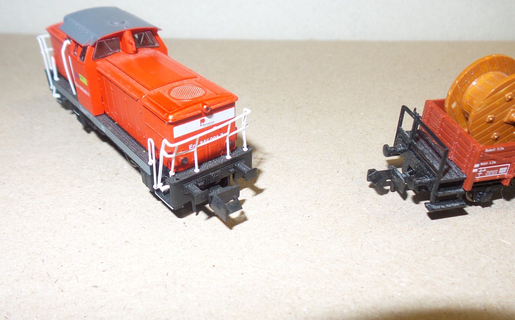 Fleischmann Modellini di ferrovie: Locomotive Fleischmann N 722003 + 1 wagon – Usato da Bulle venduto da Rockandtoys 3