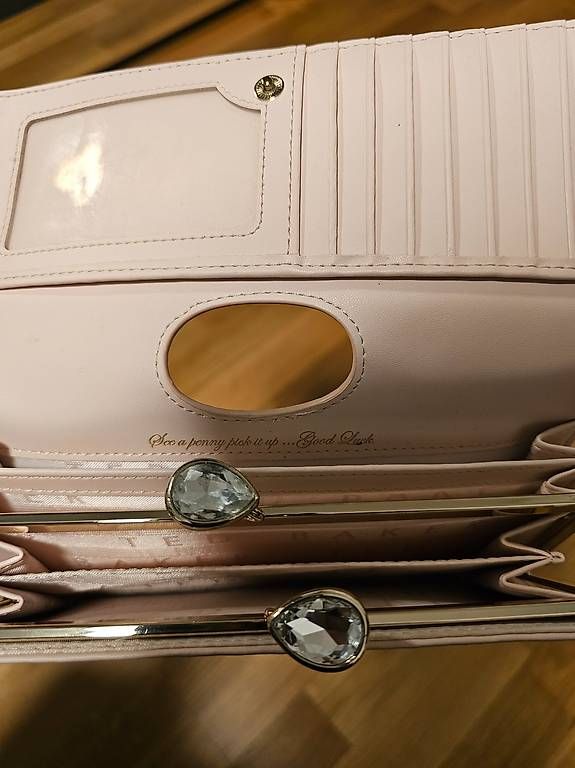 Ted Baker Taschen für Damen: Original Ted Baker Tasche und Portemonnaie – Gebraucht aus Zollikofen von Lexxy 4