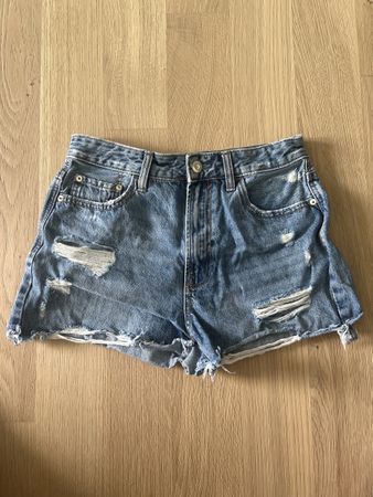Hotpants, Stradivarius Gr. 38