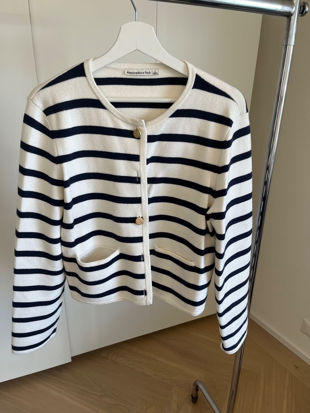 Abercrombie Giacche: Abercrombie & Fitch Strickjacke, Gr. L – Usato da Zürich venduto da Estelle_C