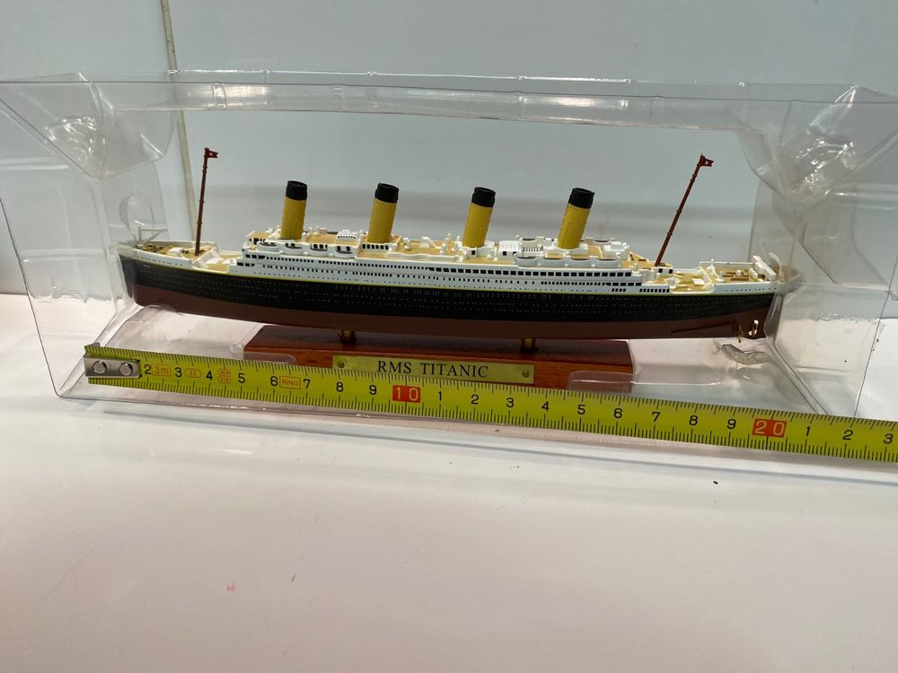 AMATI RMS Titanic schaal 1912 (1/250) - Pijnacker