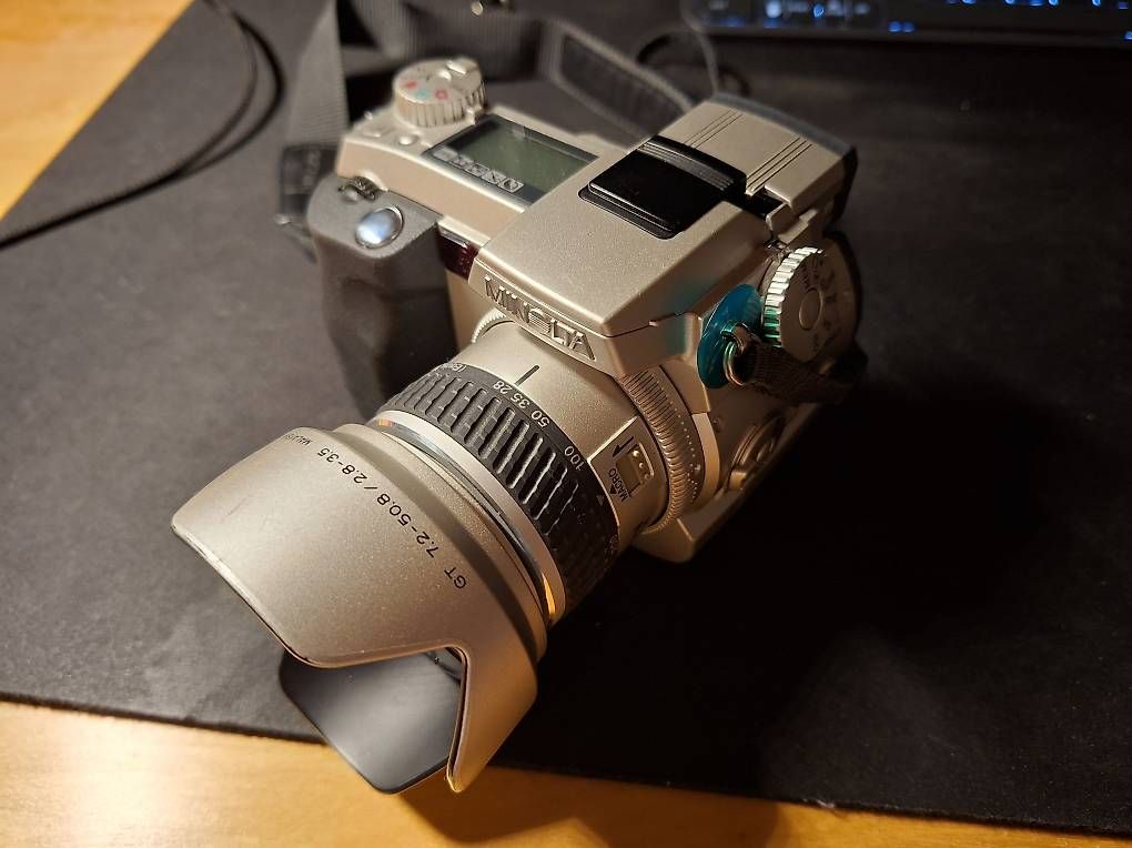 Minolta Fotocamera: Minolta DiMAGE 7i mit Tasche und Zubehör – Usato da Wettingen venduto da phyti1 2