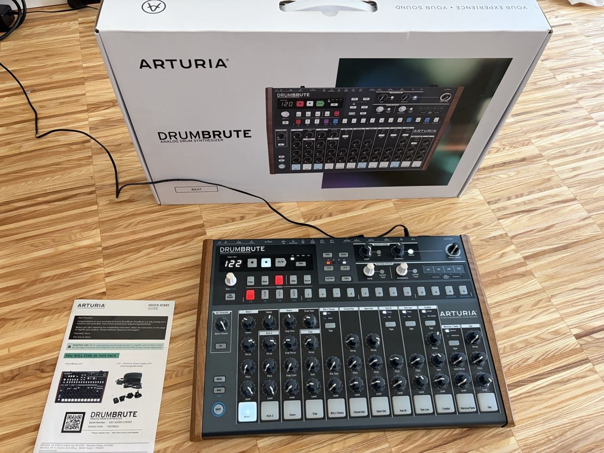 Arturia Instruments de musique: Arturia Drumbrute – D'occasion à Zürich par _mse_