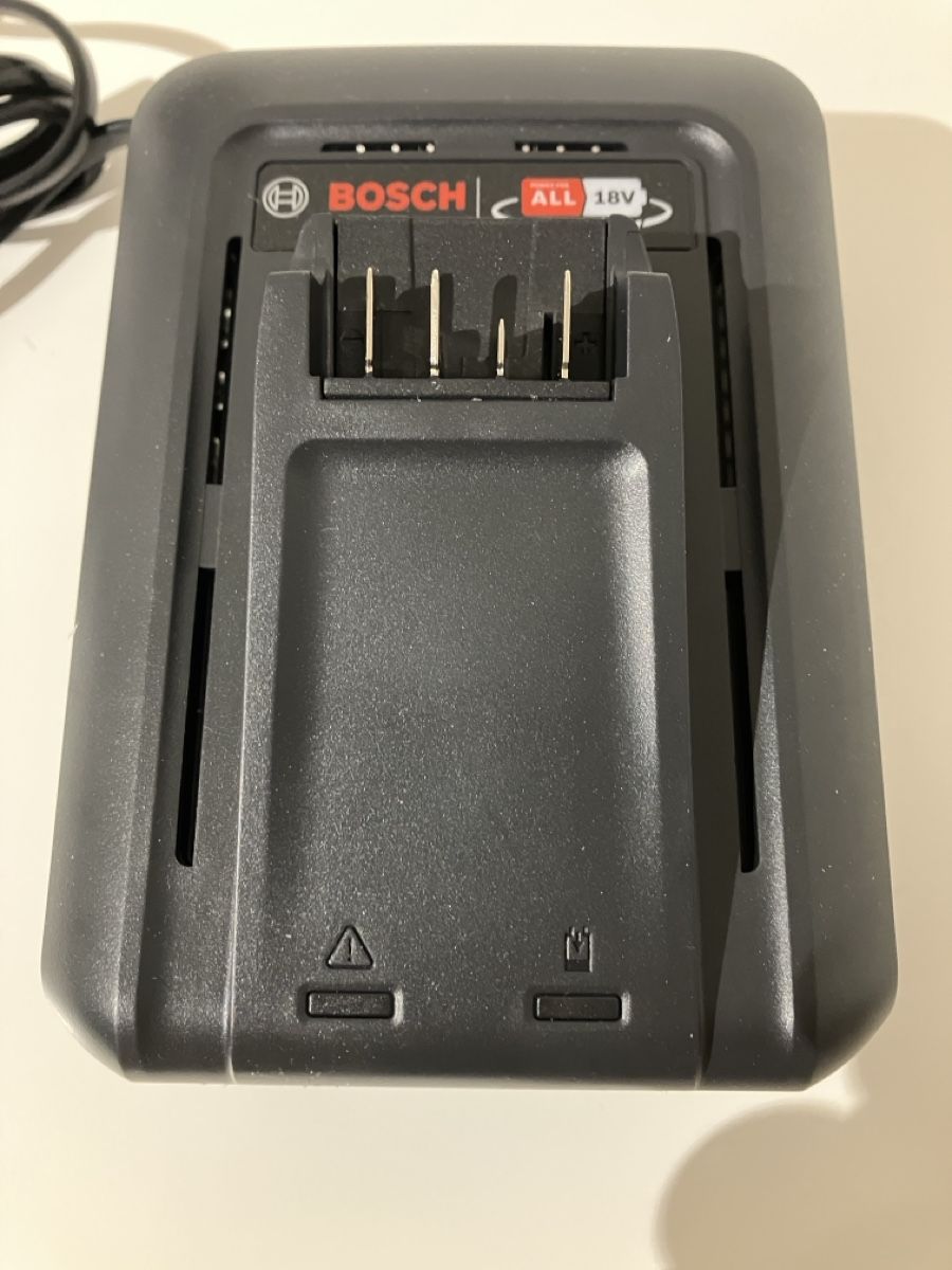 Bosch Caricatori & Batterie: Bosch Ladegerät 18V Power for ALL Alliance – Nuovo (secondo la descrizione) da Baltenswil bei Bassersdorf venduto da Blasi76 2