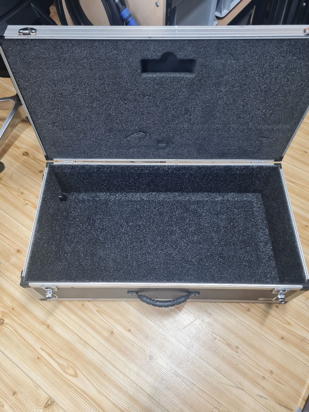 Sonstiges Zubehör: valise flightcase – Gebraucht aus Villarepos von jerjer22 2