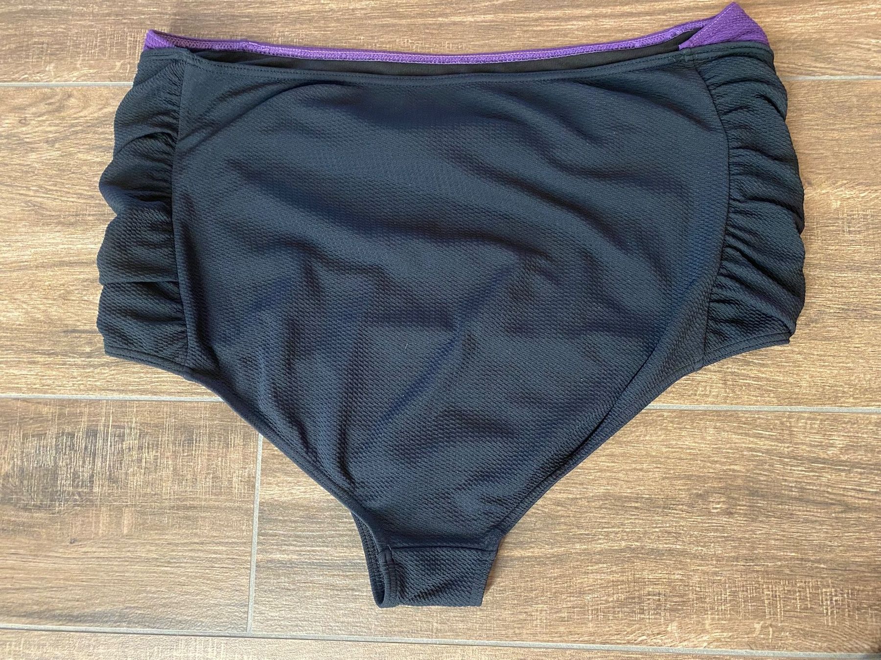 Costumi da bagno & Bikini: Ulla Popken Bikini Set Struktur Rüsche schwarz Gr. 56 – Usato da Pratteln venduto da a23_j2gs 8