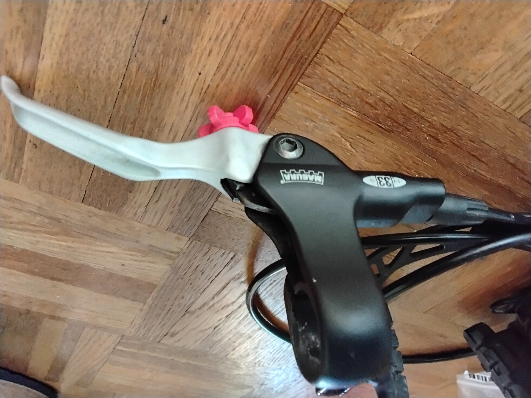Magura Ersatzteile: Magura HS33 VR Bremse silber/schwarz – Gebraucht aus Lohn-Ammannsegg von analogis