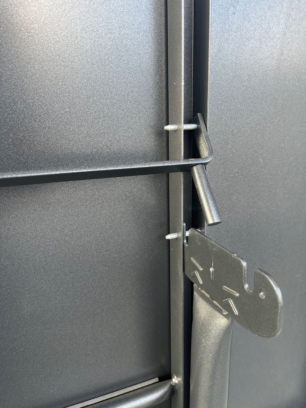 Schaffner Tavoli: Schaffner Tisch 140x80cm - klappbar -Anthrazit – Usato da Dagmersellen venduto da sim_zqh8 7