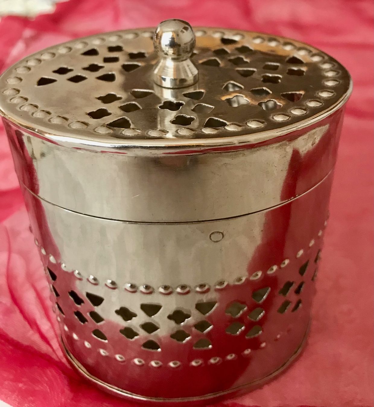Altro in Decorazioni & Accessori: BOITE POT POURRI – Usato da Losone venduto da courrier
