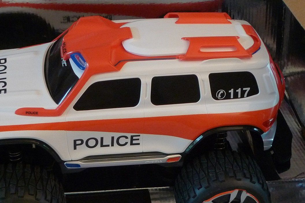 Carrera Modellismo RC: Carrera-Swiss Police – Nuovo e nell'imballaggio originale da Bern venduto da bn1640 2